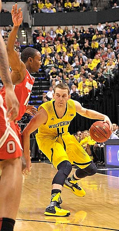 Nik Stauskas (11)