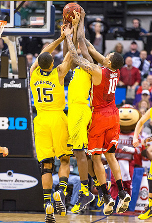 Nik Stauskas (11) and Jon Horford (15)