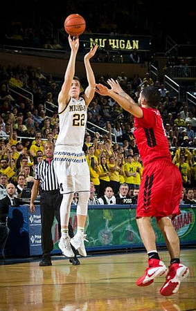 Duncan Robinson (22)
