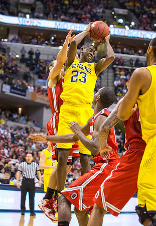 Nik Stauskas (11)