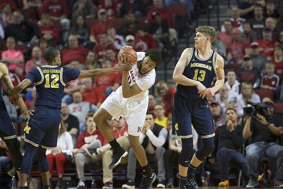 Muhammad-Ali Abdur-Rahkman (12) and Moritz Wagner (13)