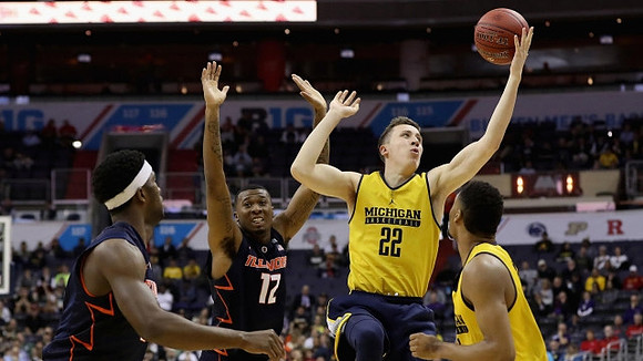 Duncan Robinson (22) and Zak Irvin (21)