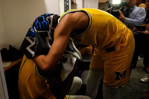 Charles Matthews (1) and Jordan Poole (2)