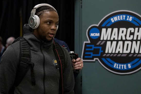 Zavier Simpson (3)