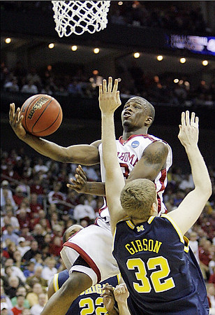 Zack Gibson (32) and Jevohn Shepherd (22)