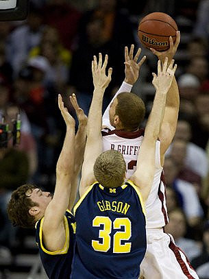 Zack Gibson (32) and Zack Novak (0)