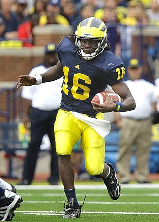 Denard Robinson (16)