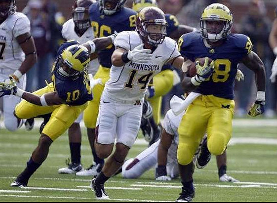 Jeremy Gallon (10), Kevin Koger (86), and Fitzgerald Toussaint (28)