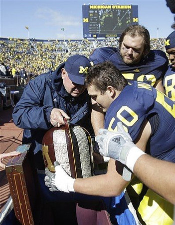 Little Brown Jug, Jon Falk,  David Molk (50), Ryan Van Bergen (53), and Kevin Koger (86)