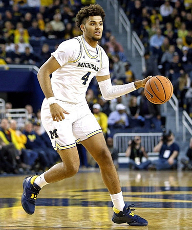 Isaiah Livers (4)