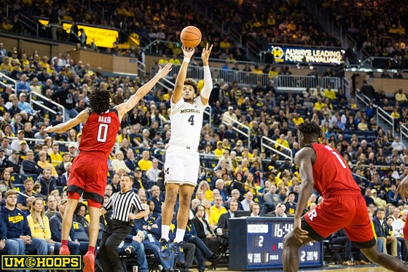 Isaiah Livers (4)