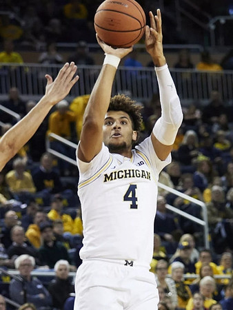 Isaiah Livers (4)