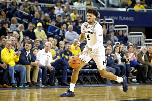 Isaiah Livers (4)