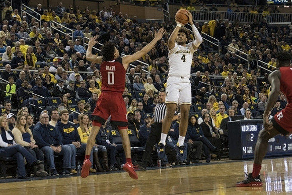 Isaiah Livers (4)