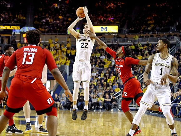 Duncan Robinson (22) and Charles Matthews (1)