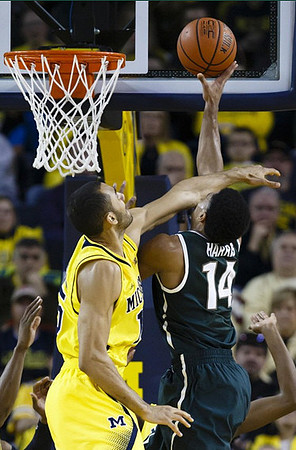 Jon Horford (15)