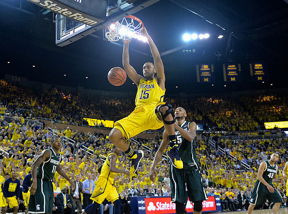 Jon Horford (15)