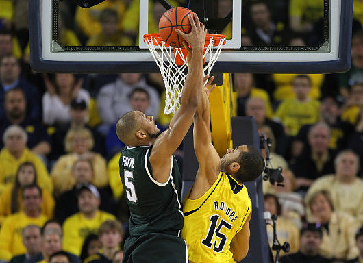 Jon Horford (15)