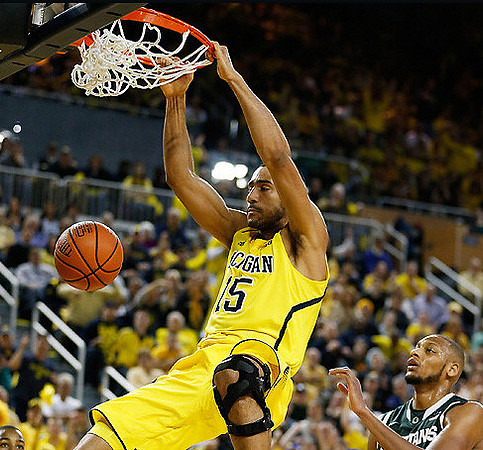 Jon Horford (15)