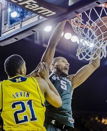 Zak Irvin (21)