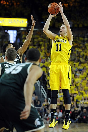 Nik Stauskas (11)