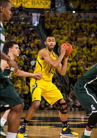 Jon Horford (15)