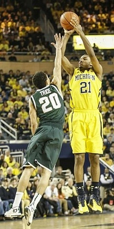 Zak Irvin (21)