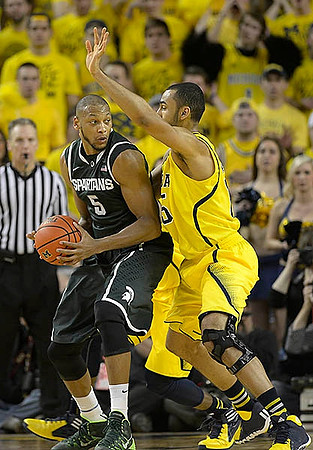 Jon Horford (15)