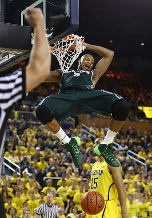Jon Horford (15)