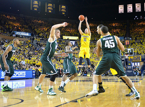 Nik Stauskas (11)