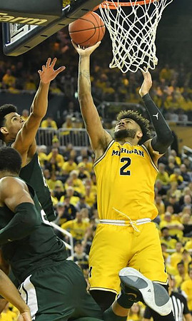 Isaiah Livers (2)