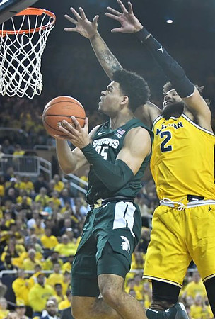 Isaiah Livers (2)