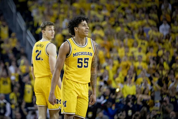 Franz Wagner (21) and Eli Brooks (55)