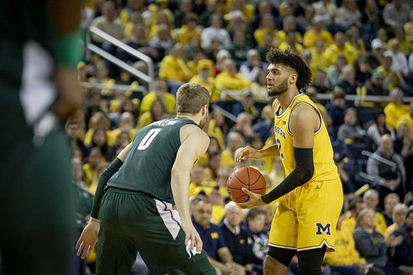 Isaiah Livers (2)