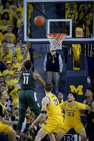 Austin Davis (51), Franz Wagner (21), and Brandon Johns Jr. (23)