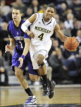 Darius Morris (4)