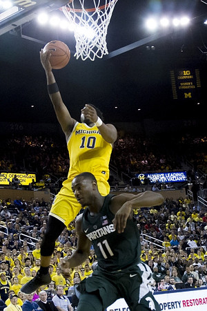 Derrick Walton Jr. (10)