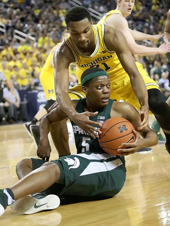 Zak Irvin (21)