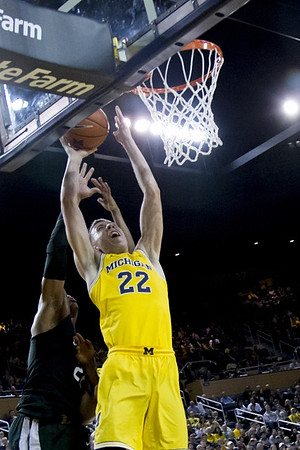 Duncan Robinson (22)
