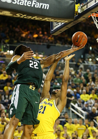 Zak Irvin (21)