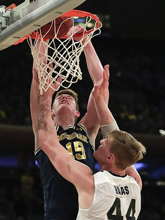 Jon Teske (15)