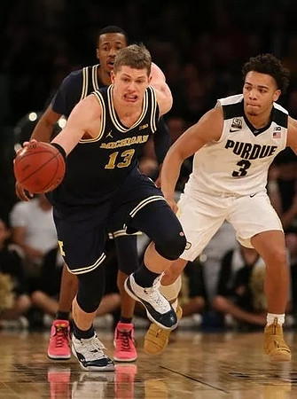 Moritz Wagner (13) and Muhammad-Ali Abdur-Rahkman (12)