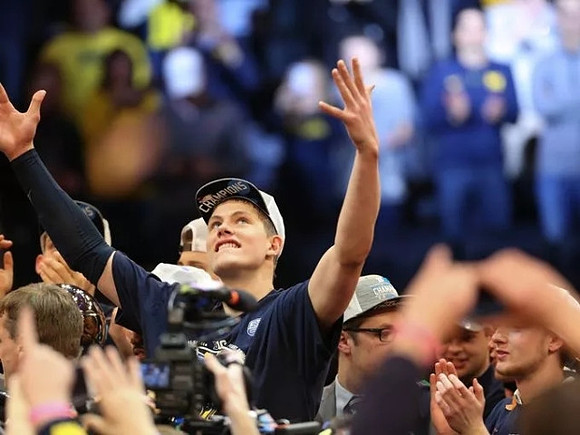 Moritz Wagner (13)