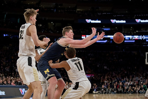 Moritz Wagner (13)
