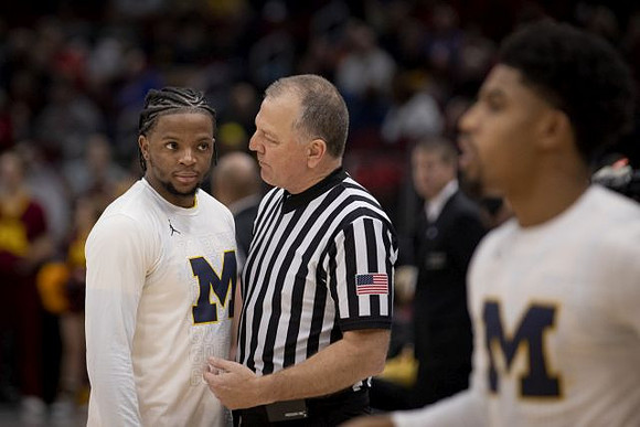 Zavier Simpson (3) and David DeJulius (0)