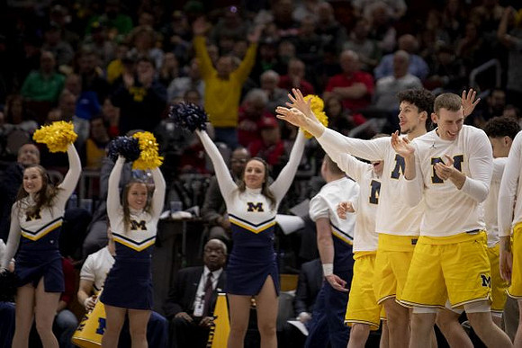 Brandon Johns Jr. (23) and Austin Davis (51)