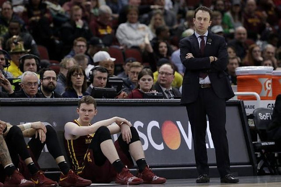 Minnesota Head Coach Richard Pitino