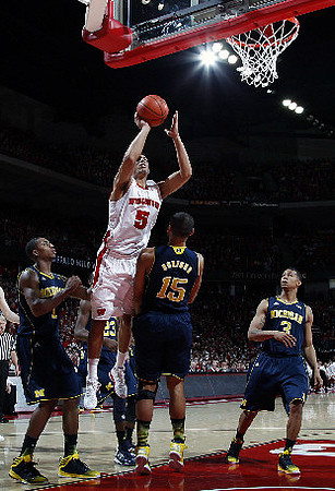 Glenn Robinson III (1), Caris LeVert (23), Jon Horford (15), and Trey Burke (3)