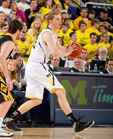 Blake McLimans (22)