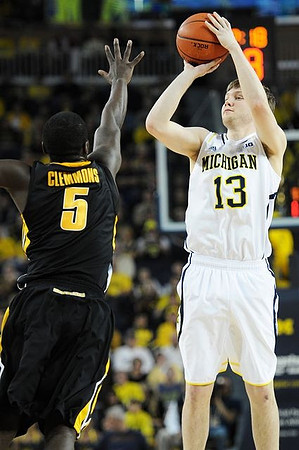Matt Vogrich (13)